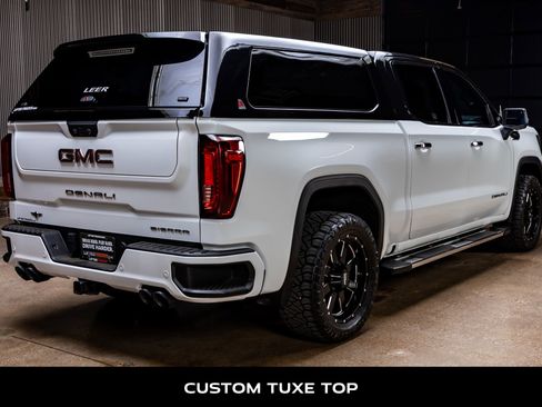 Used 2023 GMC Sierra 1500 Denali image 9