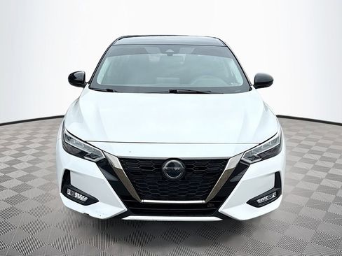 Used 2020 Nissan Sentra SR FWD image 2