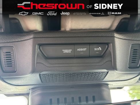Used 2025 Jeep Wrangler Unlimited Sahara AWD/4WD image 22