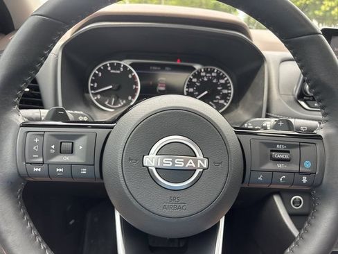 Used 2023 Nissan Rogue SV w/ SV Premium Package AWD/4WD image 25