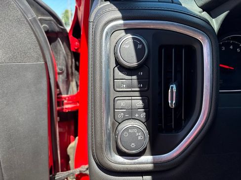 Used 2019 Chevrolet Silverado 1500 RST AWD/4WD image 5
