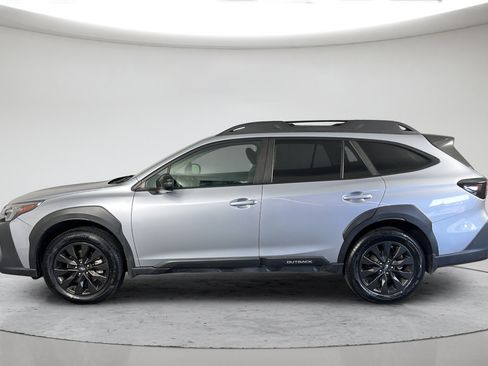 Used 2023 Subaru Outback Onyx Edition AWD/4WD image 6