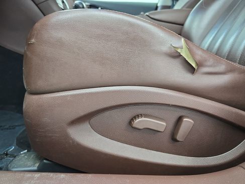 Used 2016 INFINITI QX50 2WD w/ Premium Plus Package image 28