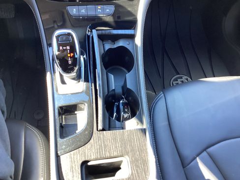 Used 2019 Buick LaCrosse Premium FWD image 18