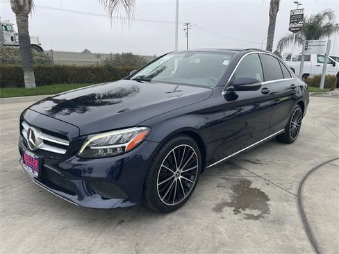 Used 2019 Mercedes-Benz C 300 Sedan image 4