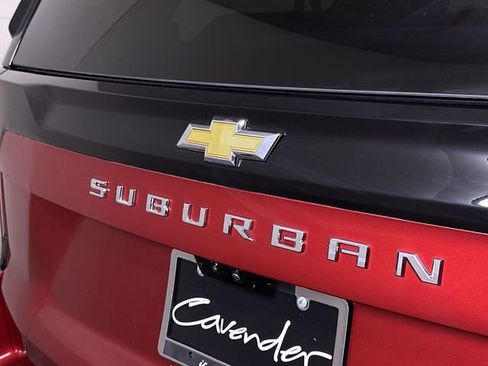 New 2025 Chevrolet Suburban High Country image 32