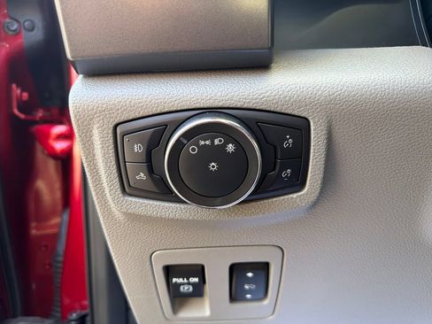 Used 2020 Ford F150 XLT w/ Equipment Group 302A Luxury AWD/4WD image 22