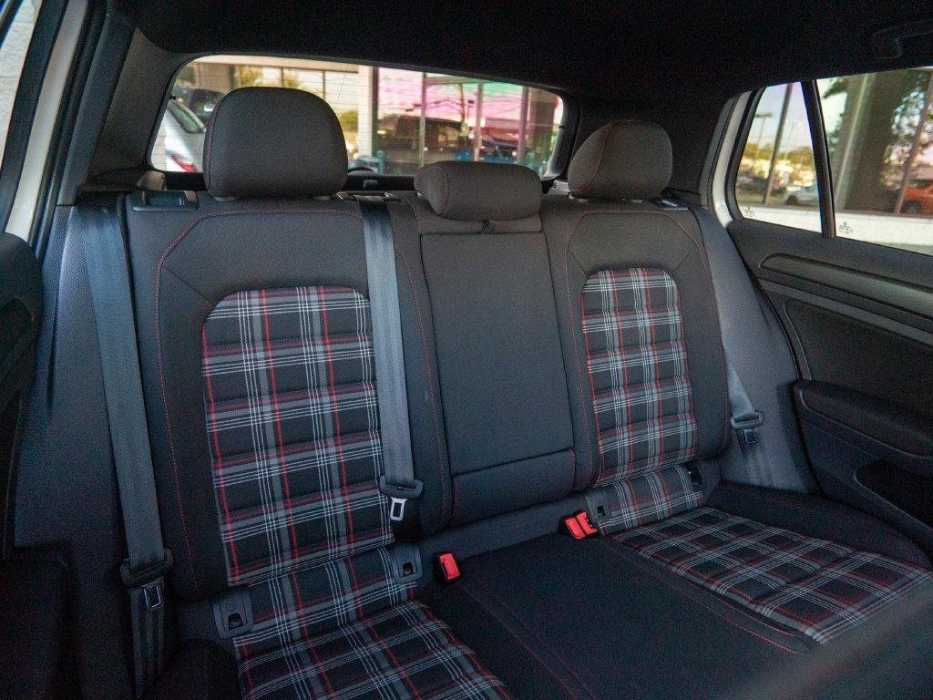 Used 2019 Volkswagen GTI SE FWD image 25