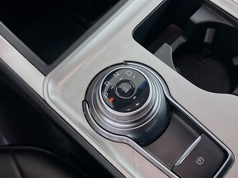 Used 2023 Ford Edge SEL image 20