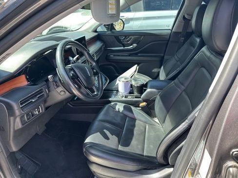 Used 2022 Lincoln Corsair Reserve w/ Equipment Group 201A image 11