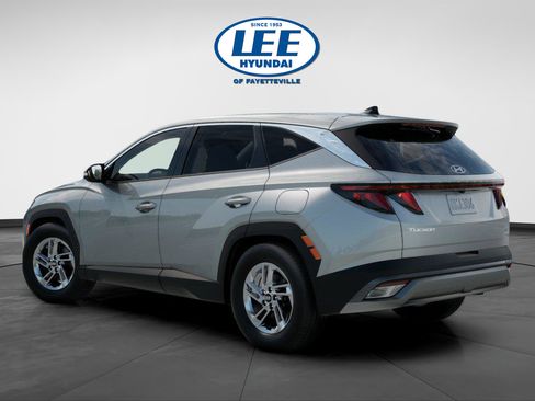 Certified 2026 Hyundai Tucson SE FWD image 4