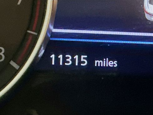 Used 2025 Nissan Sentra SV image 18