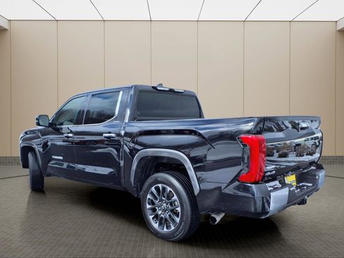 Used 2025 Toyota Tundra Limited AWD/4WD image 10