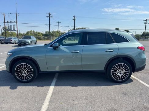 New 2025 Mercedes-Benz GLC 300 image 16