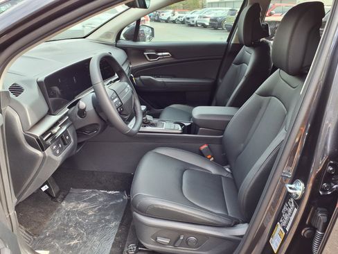 New 2026 Kia Sportage SX FWD image 5