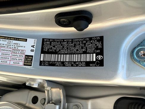 Used 2026 Toyota Corolla LE FWD image 34