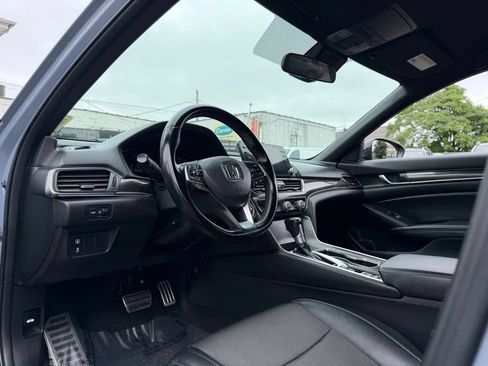 Used 2022 Honda Accord Sport image 16
