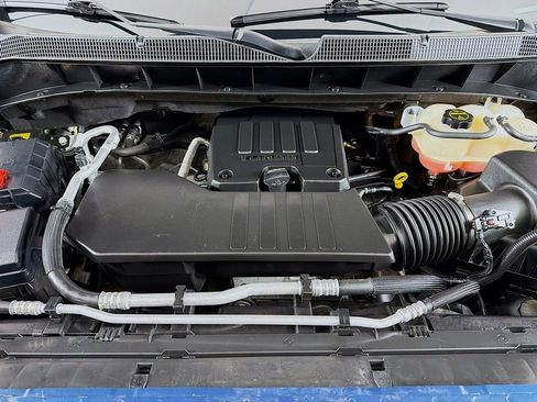 Used 2024 Chevrolet Silverado 1500 LT image 15