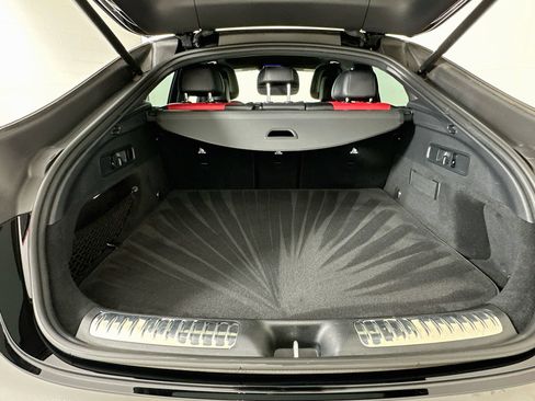 Used 2025 Mercedes-Benz GLC 300 4MATIC image 29