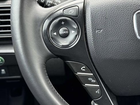 Used 2015 Honda Accord EX-L image 25