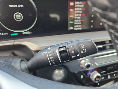 Used 2025 Kia Telluride SX X-Line image 25