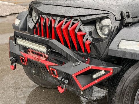 Used 2024 Jeep Wrangler Sport S image 26