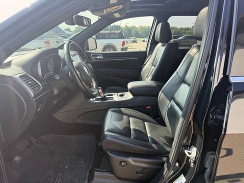 Used 2022 Jeep Grand Cherokee Limited AWD/4WD image 3
