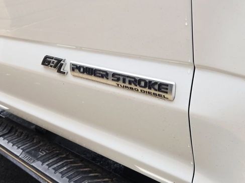 Used 2017 Ford F250 XLT w/ XLT Value Package image 12