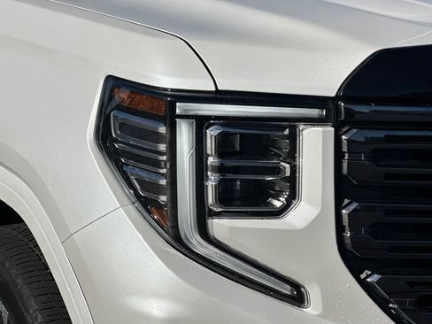 Used 2025 GMC Sierra 1500 Denali Ultimate AWD/4WD image 46