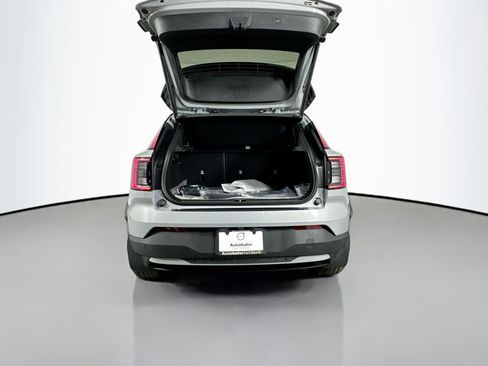 New 2026 Volvo EX30 Cross Country Ultra image 24