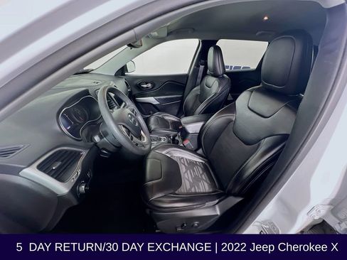 Used 2022 Jeep Cherokee Latitude image 13