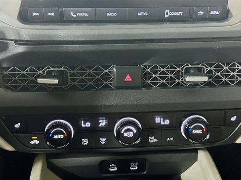 Used 2024 Honda Accord EX image 24