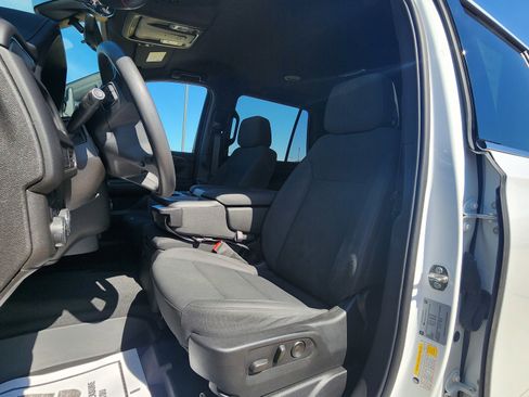 Used 2021 Chevrolet Tahoe 4WD image 12
