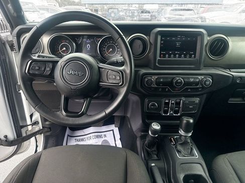 Used 2023 Jeep Wrangler Sport S image 25