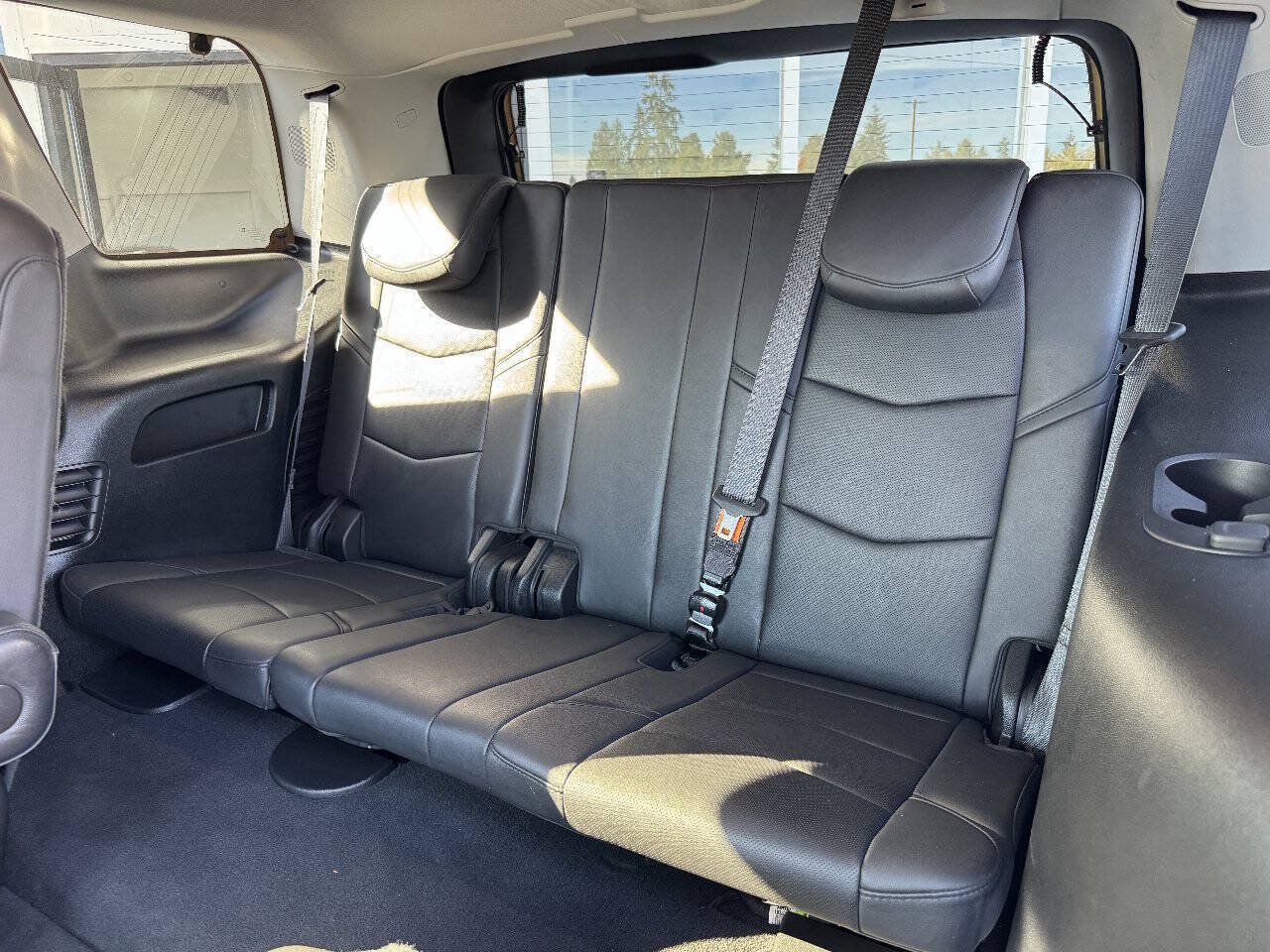 Used 2020 Cadillac Escalade Premium Luxury AWD/4WD image 30