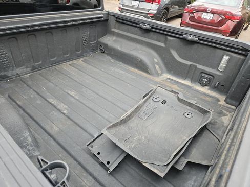 Used 2021 Jeep Gladiator Rubicon AWD/4WD image 22