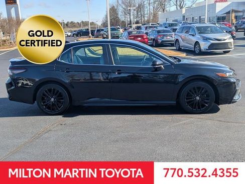 Certified 2024 Toyota Camry SE image 3