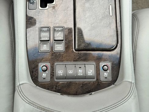 Used 2008 Lexus LS 600h L image 34