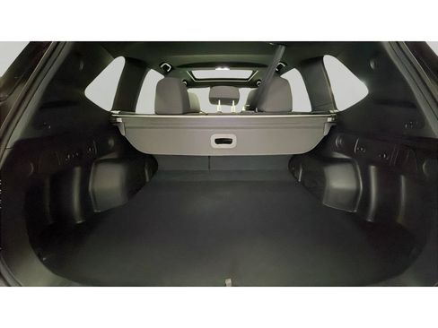 Used 2025 Subaru Forester Premium AWD/4WD image 17