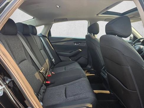 Used 2025 Honda Accord SE image 12
