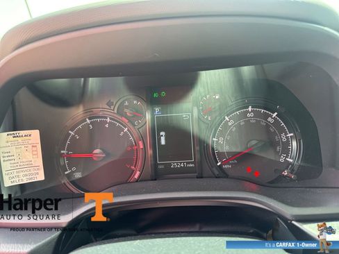 Used 2024 Toyota 4Runner SR5 Premium w/ Moonroof Package AWD/4WD image 14