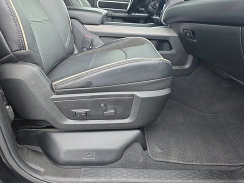 Used 2024 RAM 2500 Laramie w/ Sport Appearance Package AWD/4WD image 17
