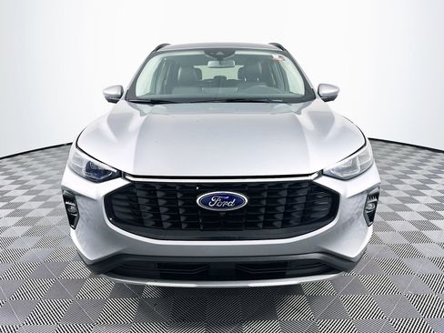 Used 2024 Ford Escape Platinum image 4