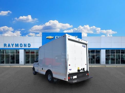 New 2026 Chevrolet Express 3500 w/ Power Convenience Package RWD image 6