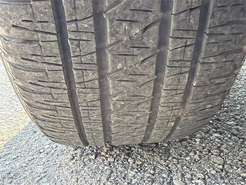 Used 2021 GMC Canyon Denali image 39