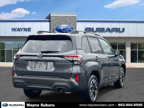 Certified 2025 Subaru Forester Premium image 4