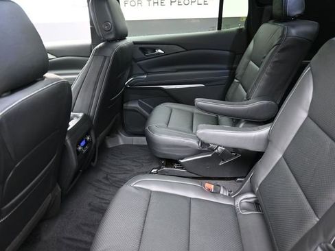 New 2026 Chevrolet Traverse LT w/ LPO, Floor Liner Package image 14