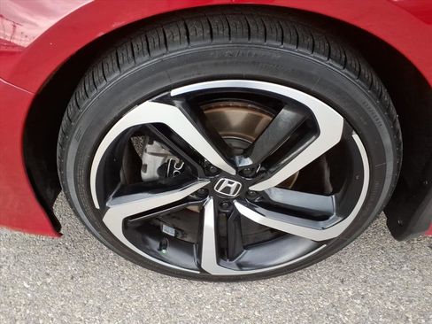 Used 2019 Honda Accord Sport image 10