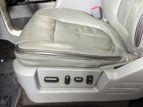 Used 2011 Ford F150 Platinum image 22