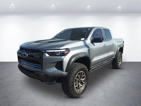 Certified 2024 Chevrolet Colorado ZR2 w/ Technology Package AWD/4WD image 1